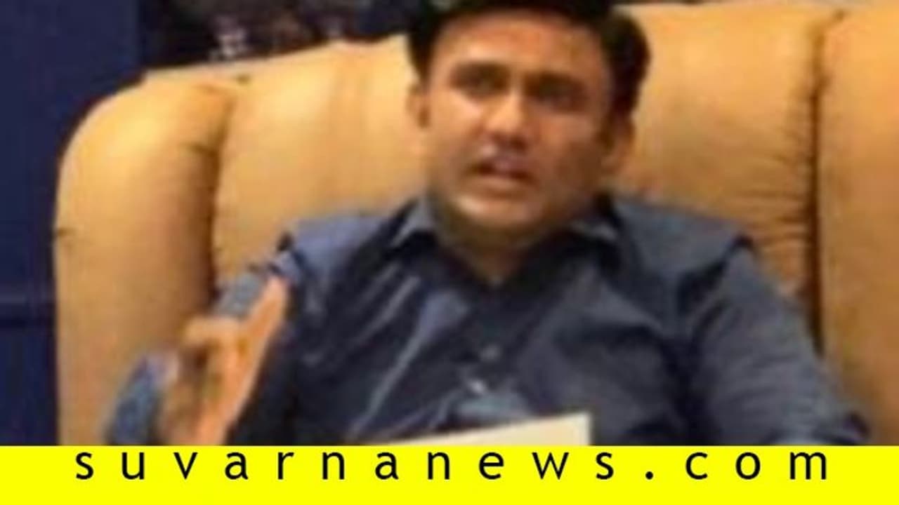 ಕೊರೋನಾ ಸಾವು ಹೆಚ್ಚಳ: ಬದ್ಧತೆಯಿಂದ ಕೆಲಸ ಮಾಡಲು ಅಧಿಕಾರಿಗಳಿಗೆ ಸುಧಾಕರ್‌ ತಾಕೀತು!