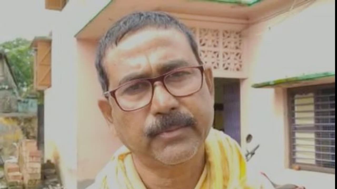 খোদ তৃণমূল বিধায়কের বাড়িতে দুঃসাহসিক চুরি, প্রশ্নের মুখে এলাকার নিরাপত্তা খোদ তৃণমূল বিধায়কের বাড়িতে দুঃসাহসিক চুরি, প্রশ্নের মুখে এলাকার নিরাপত্তা