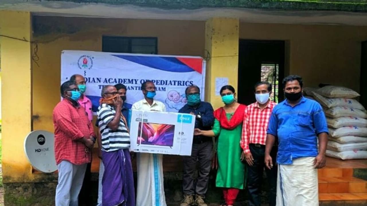 വനമേഖലയിലും ഓൺലൈൻ പഠന സൗകര്യമൊരുക്കി ഇന്ത്യൻ അക്കാദമി ഓഫ് പീഡിയാട്രിക്സ്; സന്തോഷത്തിൽ കുരുന്നുകൾ വനമേഖലയിലും ഓൺലൈൻ പഠന സൗകര്യമൊരുക്കി ഇന്ത്യൻ അക്കാദമി ഓഫ് പീഡിയാട്രിക്സ്; സന്തോഷത്തിൽ കുരുന്നുകൾ