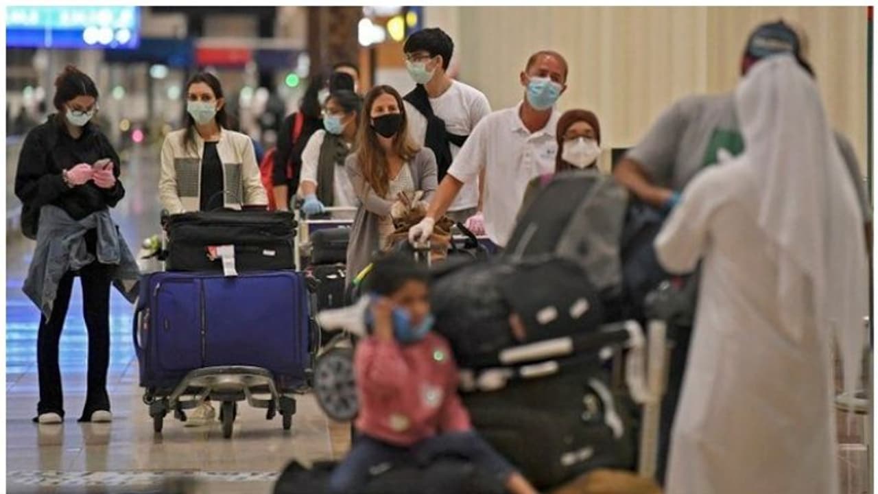 ഇന്ത്യയില് നിന്ന് ദുബായിലെത്തുന്നവര്ക്ക് 'ഡബിള് ചെക്ക്'; രണ്ട് തവണ കൊവിഡ് പരിശോധന നിര്ബന്ധമാക്കി അധികൃതര് ഇന്ത്യയില് നിന്ന് ദുബായിലെത്തുന്നവര്ക്ക് 'ഡബിള് ചെക്ക്'; രണ്ട് തവണ കൊവിഡ് പരിശോധന നിര്ബന്ധമാക്കി അധികൃതര്