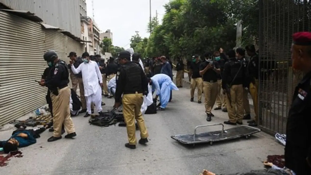Karachi: 5 dead as terrorists attack Pakistan Stock Exchange building