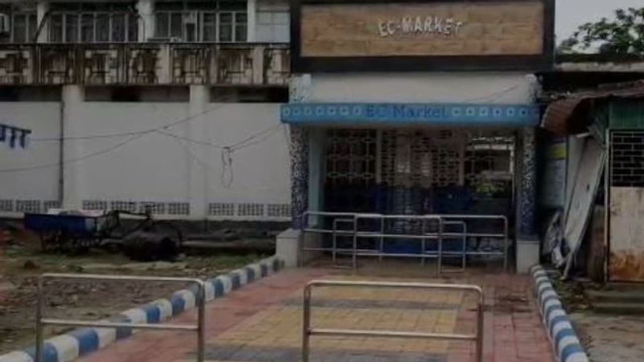 করোনার থাবা এবার সল্টলেকের দুই মার্কেটে, বাজার বন্ধের সিদ্ধান্ত নিল কমিটি