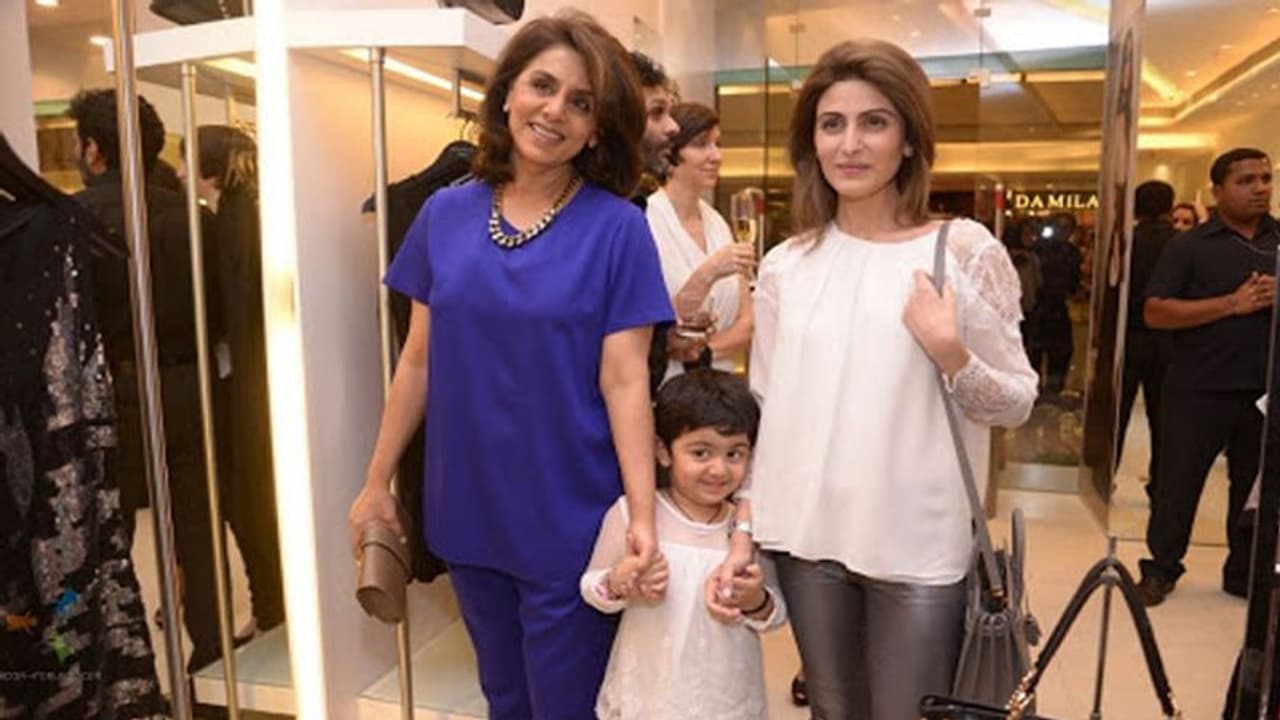 एक ही फ्रेम में नजर आई कपूर खानदान की तीन पीढ़ी, ऋषि कपूर की बेटी ने फोटो शेयर कर लिखा इमोशनल मैसेज एक ही फ्रेम में नजर आई कपूर खानदान की तीन पीढ़ी, ऋषि कपूर की बेटी ने फोटो शेयर कर लिखा इमोशनल मैसेज