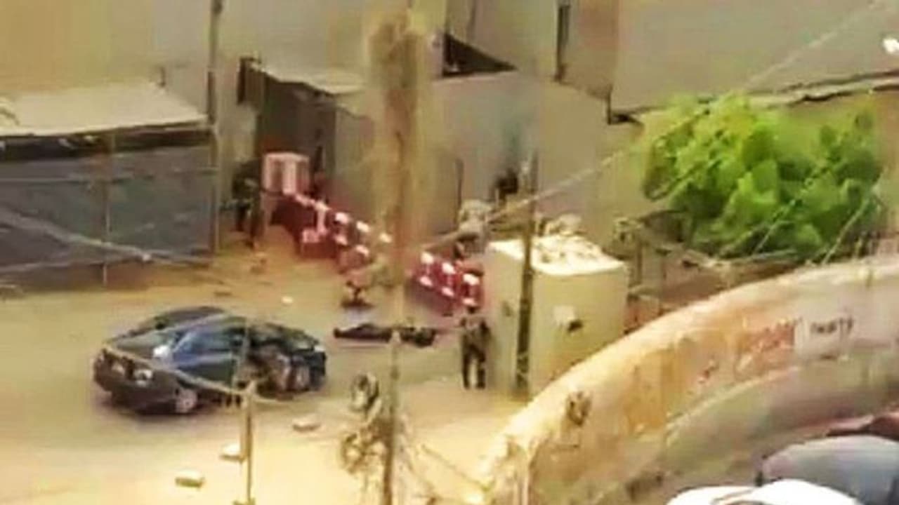 कराची स्टॉक एक्सचेंज पर बलूच लड़ाकों ने किया हमला, 9 लोगों की मौत