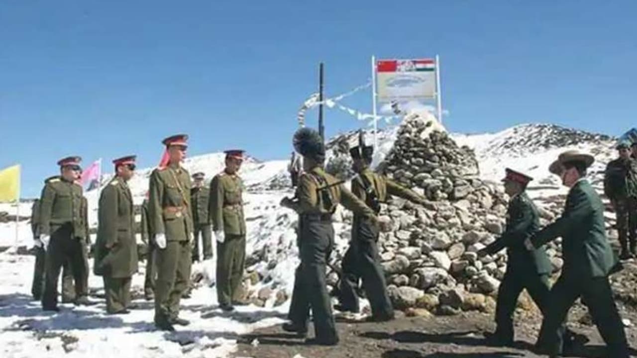 ഇന്ത്യ ചൈന പ്രശ്നപരിഹാരത്തിന് ചര്ച്ച തുടരും; കമാൻഡർമാർ നാളെ യോഗം ചേരും ഇന്ത്യ ചൈന പ്രശ്നപരിഹാരത്തിന് ചര്ച്ച തുടരും; കമാൻഡർമാർ നാളെ യോഗം ചേരും