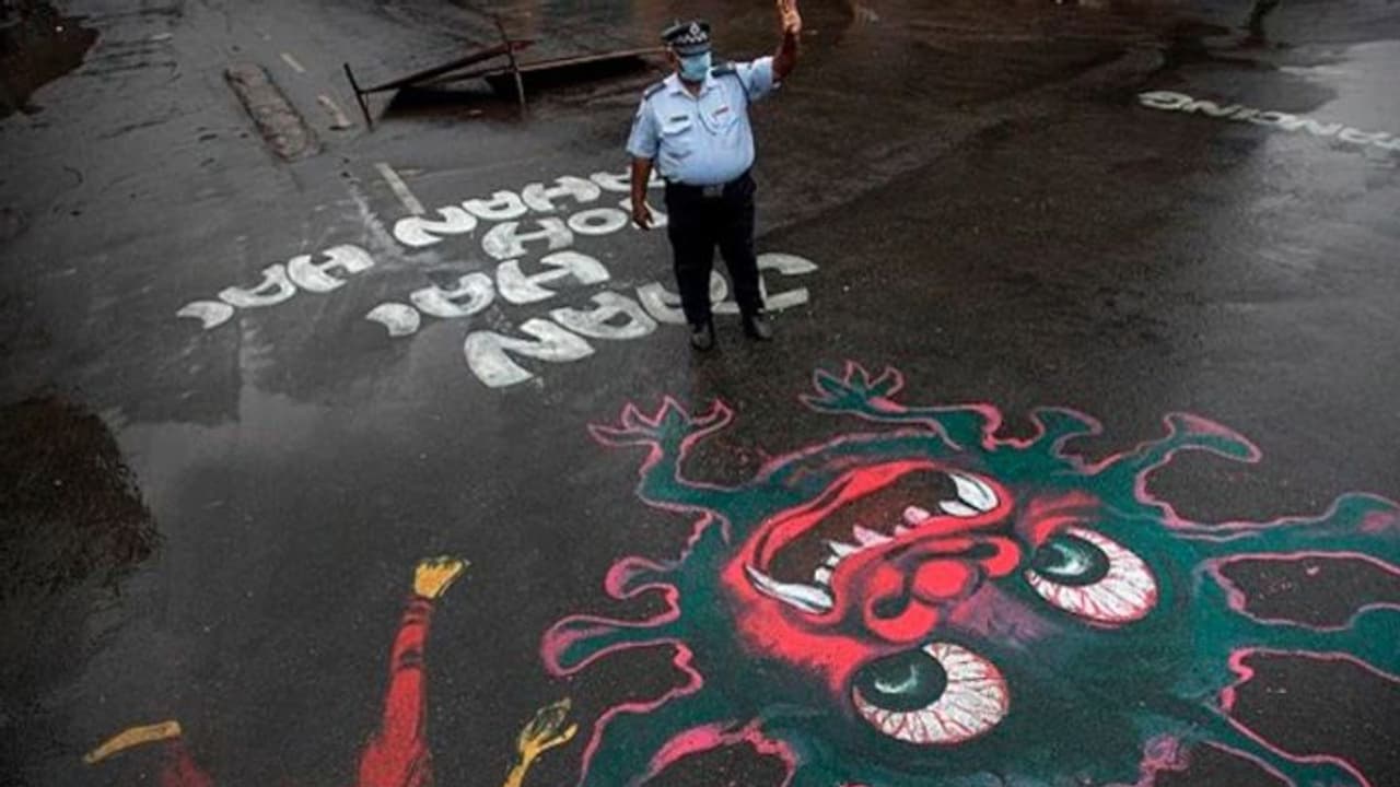 তিন রাজ্যের উল্টোপথে হেঁটে কেন্দ্র ঘোষণা করল আনলক ২.০, কী কী খুলছে, কী থাকছে বন্ধ তিন রাজ্যের উল্টোপথে হেঁটে কেন্দ্র ঘোষণা করল আনলক ২.০, কী কী খুলছে, কী থাকছে বন্ধ