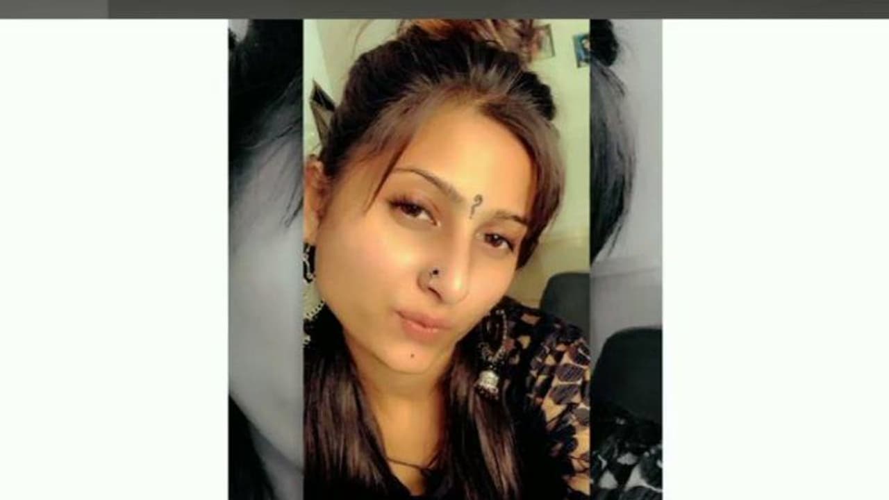 ടിക് ടോക്ക് താരത്തിന്റെ കൊലപാതകത്തിന്റെ ചുരുളഴിഞ്ഞു; അയല്വാസി പിടിയില് ടിക് ടോക്ക് താരത്തിന്റെ കൊലപാതകത്തിന്റെ ചുരുളഴിഞ്ഞു; അയല്വാസി പിടിയില്