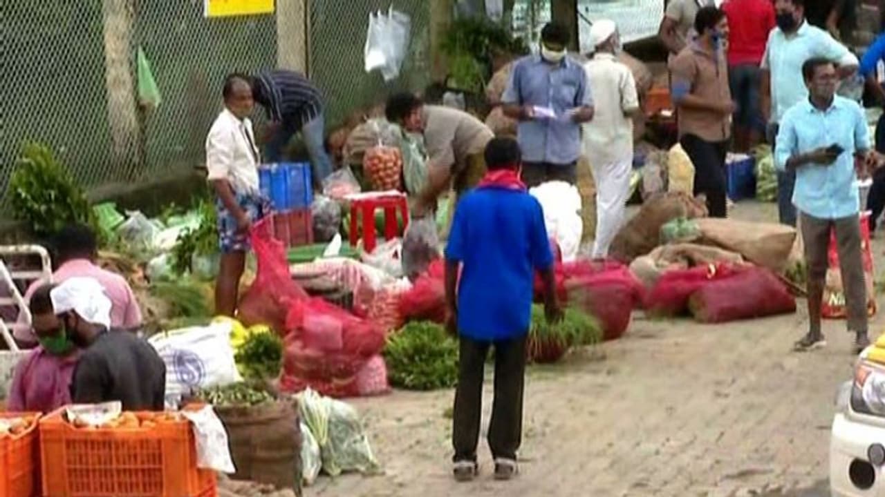 ഉറവിടമറിയാത്ത ആറ് രോഗികള്‍ കൂടി, സമ്പര്‍ക്കപ്പട്ടികയില്‍ നിരവധിപേര്‍; എറണാകുളം കര്‍ശന നിയന്ത്രണത്തിലേക്ക്