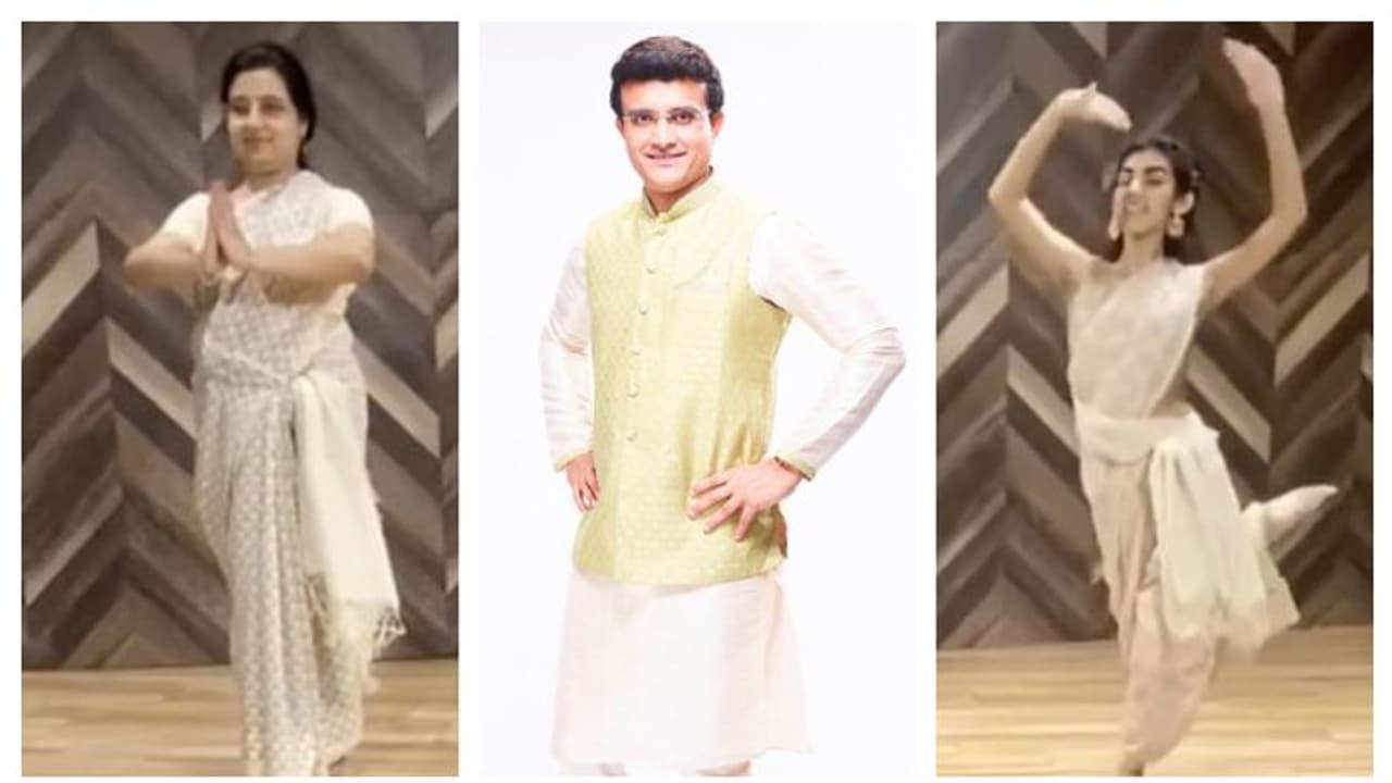 একইদিনে ভাইরাল গঙ্গোপাধ্যায় পরিবার,নেট দুনিয়ার মন জয় করলেন সৌরভ ডোনা সানা একইদিনে ভাইরাল গঙ্গোপাধ্যায় পরিবার,নেট দুনিয়ার মন জয় করলেন সৌরভ ডোনা সানা