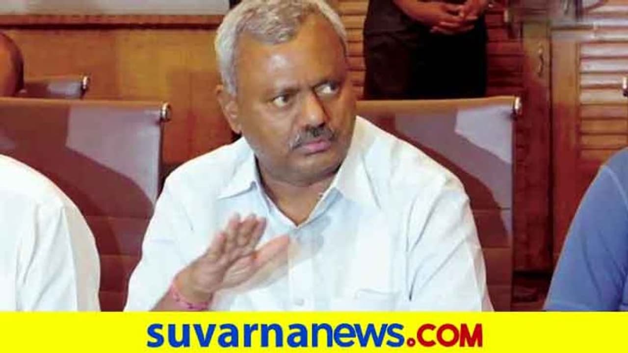 APMC ಕಾಯ್ದೆಯಿಂದ ರೈತರಿಗೆ ಅನುಕೂಲದ ಬಗ್ಗೆ ವಿವರಿಸಿದ ಸಚಿವ ಸೋಮಶೇಖರ್ APMC ಕಾಯ್ದೆಯಿಂದ ರೈತರಿಗೆ ಅನುಕೂಲದ ಬಗ್ಗೆ ವಿವರಿಸಿದ ಸಚಿವ ಸೋಮಶೇಖರ್