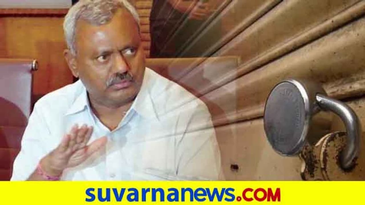 ಶುಕ್ರವಾರ ಸಂಜೆ 6ರ ನಂತರ ಸಾರ್ವಜನಿಕ ಸಂಚಾರವಿಲ್ಲ: ಸಚಿವ ಸೋಮಶೇಖರ್ ಶುಕ್ರವಾರ ಸಂಜೆ 6ರ ನಂತರ ಸಾರ್ವಜನಿಕ ಸಂಚಾರವಿಲ್ಲ: ಸಚಿವ ಸೋಮಶೇಖರ್