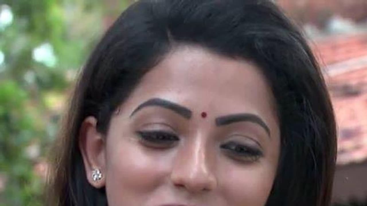 கொரோனா உறுதி செய்யப்பட்ட நிலையில் 'வாணி ராணி' சீரியல் நடிகை வெளியிட்ட பரபரப்பு வீடியோ..! கொரோனா உறுதி செய்யப்பட்ட நிலையில் 'வாணி ராணி' சீரியல் நடிகை வெளியிட்ட பரபரப்பு வீடியோ..!