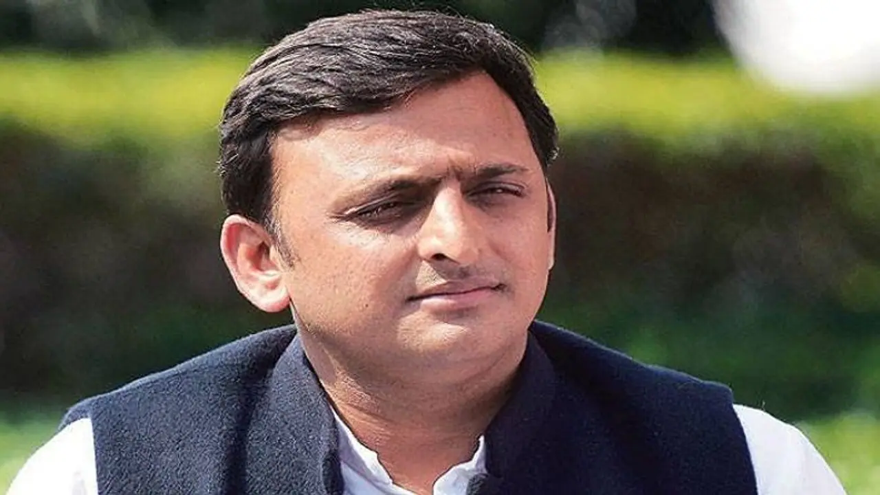 पत्नी है सपा की सक्रिय सदस्य और विकास दुबे की गिरफ्तारी पर अखिलेश उठा रहे हैं सवाल