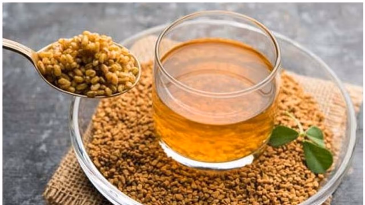 ഉലുവ വെള്ളം കുടിക്കുന്നത് ശീലമാക്കൂ; ഗുണങ്ങൾ ചെറുതൊന്നുമല്ല ഉലുവ വെള്ളം കുടിക്കുന്നത് ശീലമാക്കൂ; ഗുണങ്ങൾ ചെറുതൊന്നുമല്ല