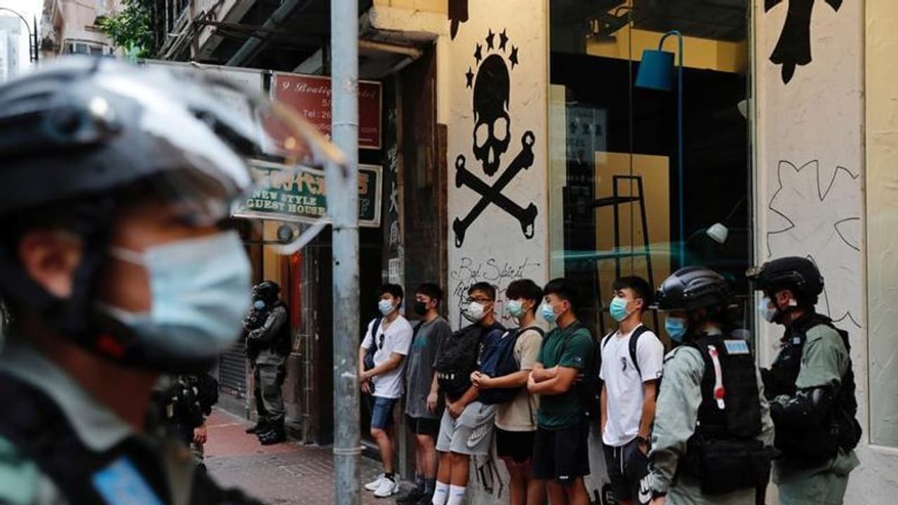 #UnmaskingChina:ஹாங்காங்கில் மாணவர்களின் குரல்வளையை நெறிக்கும் சீனா..!! "குளோரி டூ ஹாங்காங்" பாடலை பாட தடை..! #UnmaskingChina:ஹாங்காங்கில் மாணவர்களின் குரல்வளையை நெறிக்கும் சீனா..!! "குளோரி டூ ஹாங்காங்" பாடலை பாட தடை..!