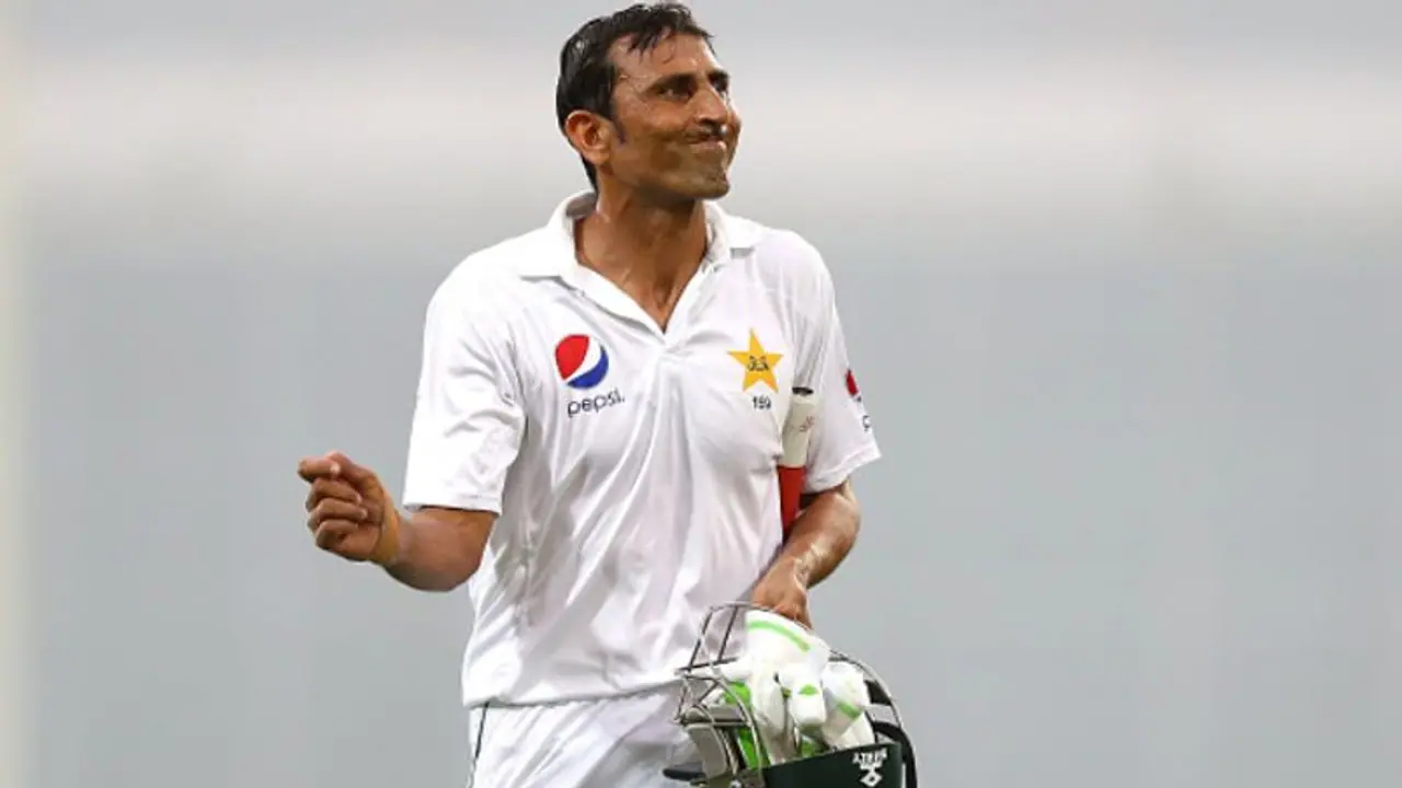 পরামর্শ পছন্দ না হওয়ায় কোচের গলায় ছুরি ধরেছিলেন পাক তারকা ইউনিস খান পরামর্শ পছন্দ না হওয়ায় কোচের গলায় ছুরি ধরেছিলেন পাক তারকা ইউনিস খান