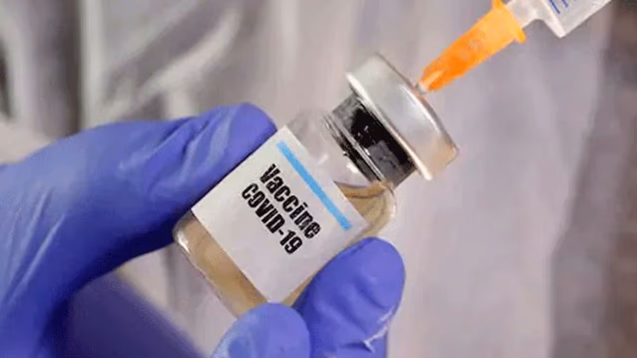 കൊവിഡിനെതിരെ ആദ്യഘട്ട പരീക്ഷണത്തില് വിജയിച്ച് റഷ്യയുടെ വാക്സിന് കൊവിഡിനെതിരെ ആദ്യഘട്ട പരീക്ഷണത്തില് വിജയിച്ച് റഷ്യയുടെ വാക്സിന്