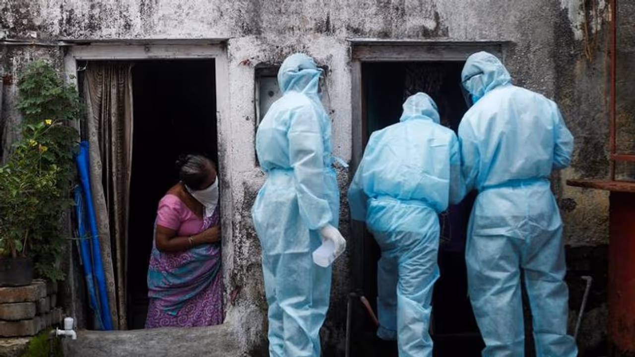 രാജ്യത്ത് കൊവിഡ് കുതിച്ചുയരുന്നു, പ്രതിദിന വർധന 21,000 കടന്നേക്കും, മഹാരാഷ്ട്രയിൽ സ്ഥിതി അതീവഗുരുതരം രാജ്യത്ത് കൊവിഡ് കുതിച്ചുയരുന്നു, പ്രതിദിന വർധന 21,000 കടന്നേക്കും, മഹാരാഷ്ട്രയിൽ സ്ഥിതി അതീവഗുരുതരം