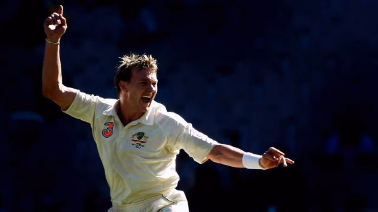 பிரெட் லீ யின் யார்க்கரில் கிளீன் போல்டு.. தன்னைத்தானே கிண்டலடித்துக்கொண்ட இந்திய வீரர்..! வீடியோ பிரெட் லீ யின் யார்க்கரில் கிளீன் போல்டு.. தன்னைத்தானே கிண்டலடித்துக்கொண்ட இந்திய வீரர்..! வீடியோ