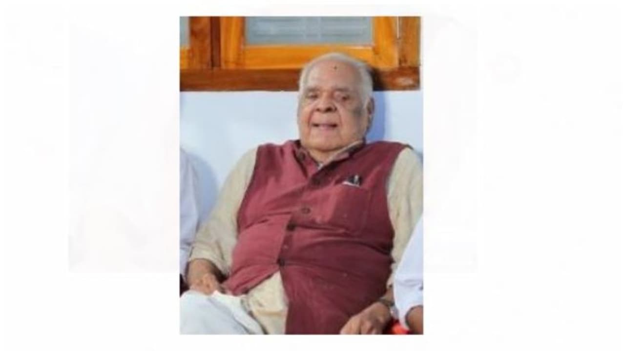 മുതിര്ന്ന സിപിഎം സഹയാത്രികന് രൈരു നായര് അന്തരിച്ചു മുതിര്ന്ന സിപിഎം സഹയാത്രികന് രൈരു നായര് അന്തരിച്ചു