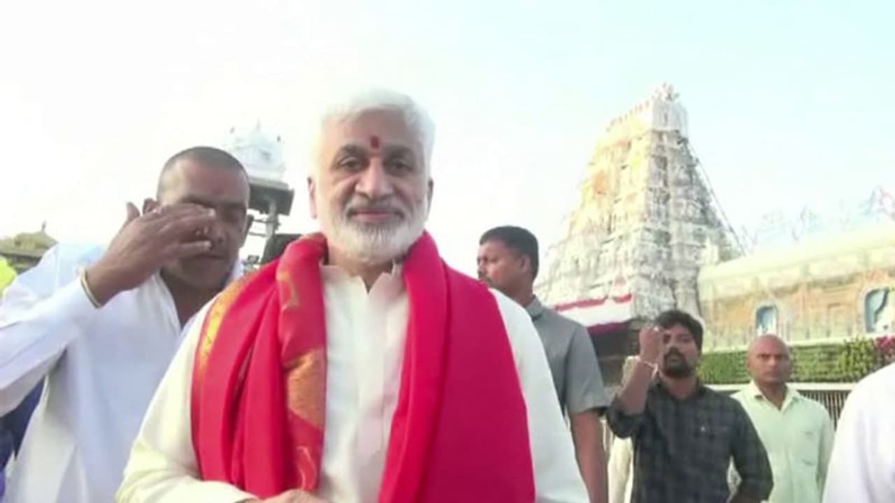 నేడు చంద్రన్న రక్తపాత దినోత్సవం: విజయసాయి రెడ్డి చురకలు నేడు చంద్రన్న రక్తపాత దినోత్సవం: విజయసాయి రెడ్డి చురకలు