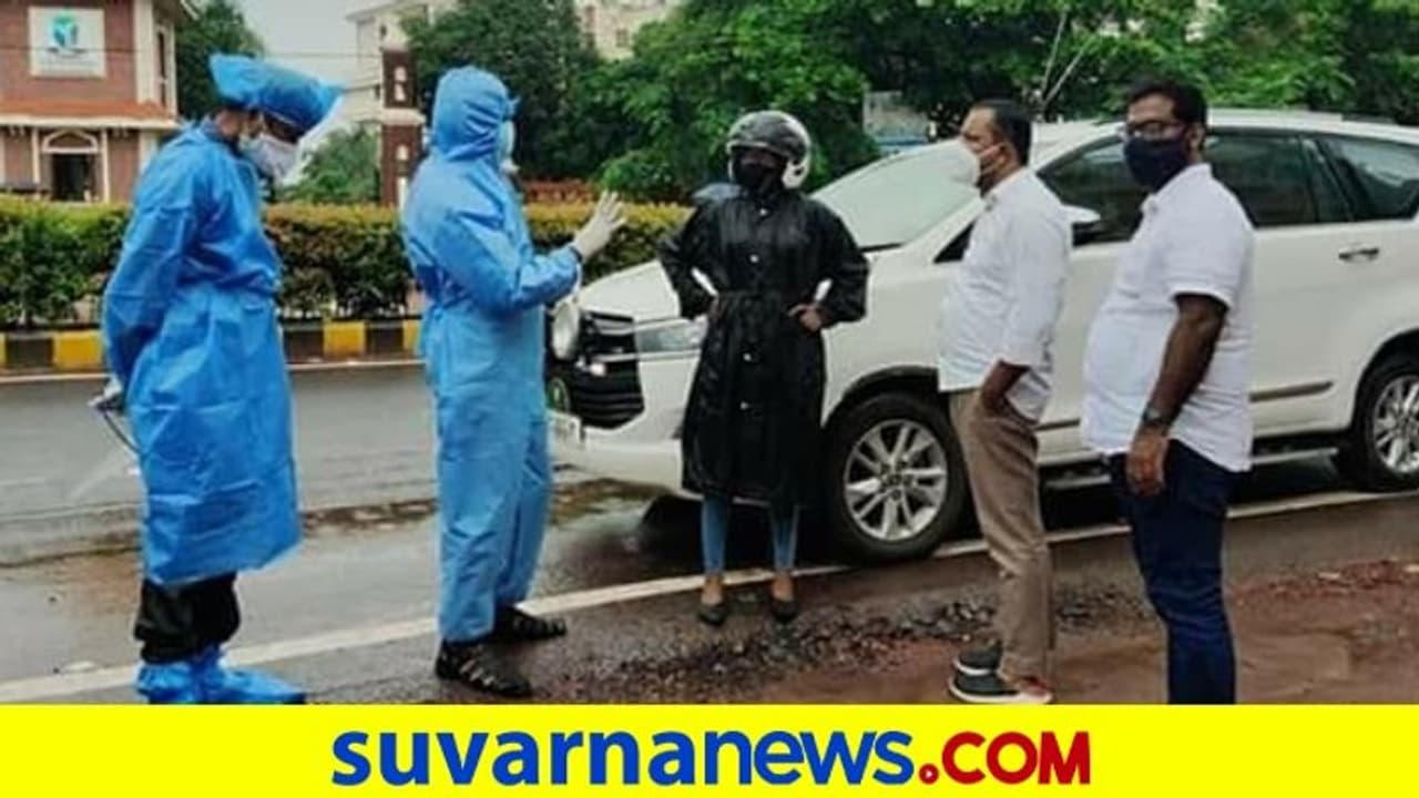 ಕೊರೋನಾ ಎಂದ್ರು ಕೇಳೋರೇ ಇಲ್ಲ: 20 ನಿಮಿಷ ಆ್ಯಂಬು​ಲೆ​ನ್ಸ್‌​ನಲ್ಲೇ ಉಳಿದ ಸೋಂಕಿತ