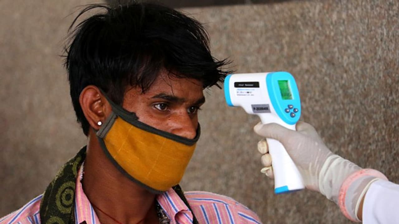 പിടിതരാതെ കൊവിഡ്, രാജ്യത്ത് രോഗബാധിതര് ഏഴര ലക്ഷത്തിലേക്ക് പിടിതരാതെ കൊവിഡ്, രാജ്യത്ത് രോഗബാധിതര് ഏഴര ലക്ഷത്തിലേക്ക്