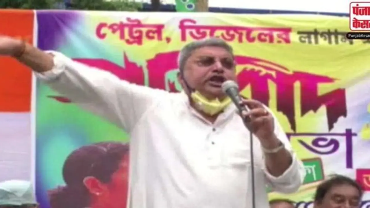 मोदी कैबिनेट में वो कौन मंत्री है जिसे ममता के करीबी नेता ने बताया 'काली नागिन'