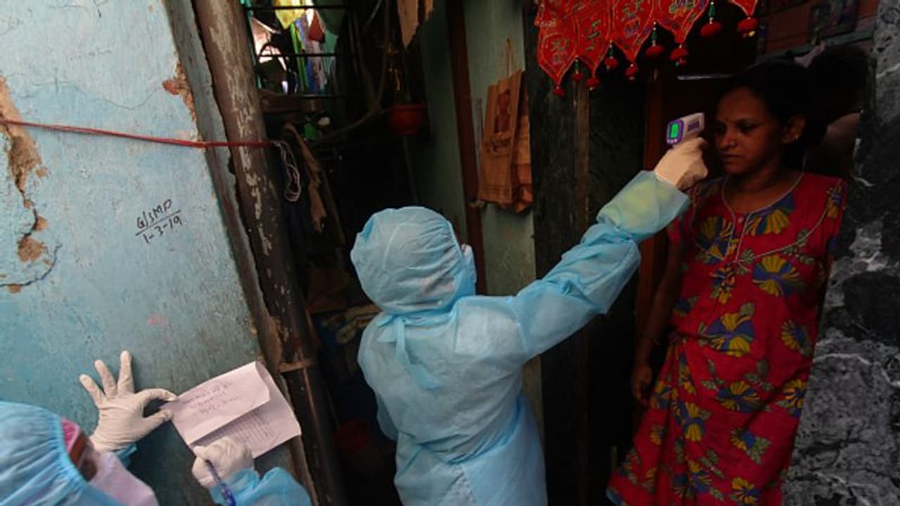 தொற்று நகரமாக மாறும் தூங்கா நகரம்.. 5,000ஐ நெருங்கும் பாதிப்பு.. அச்சத்தில் மதுரை மக்கள்..!