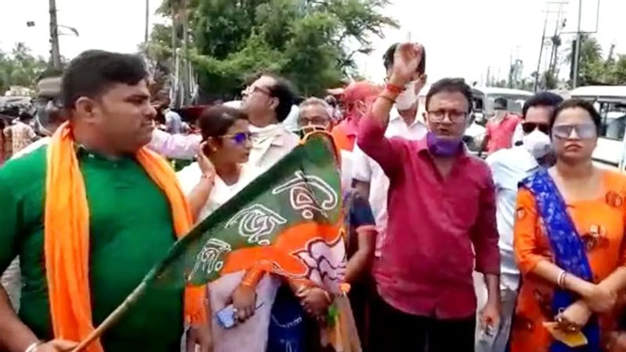 অর্জুন সিংয়ের ওপর হামলার প্রতিবাদ, 'রাজ্য় জুড়ে চাক্কা জাম' করে দিল বিজেপি