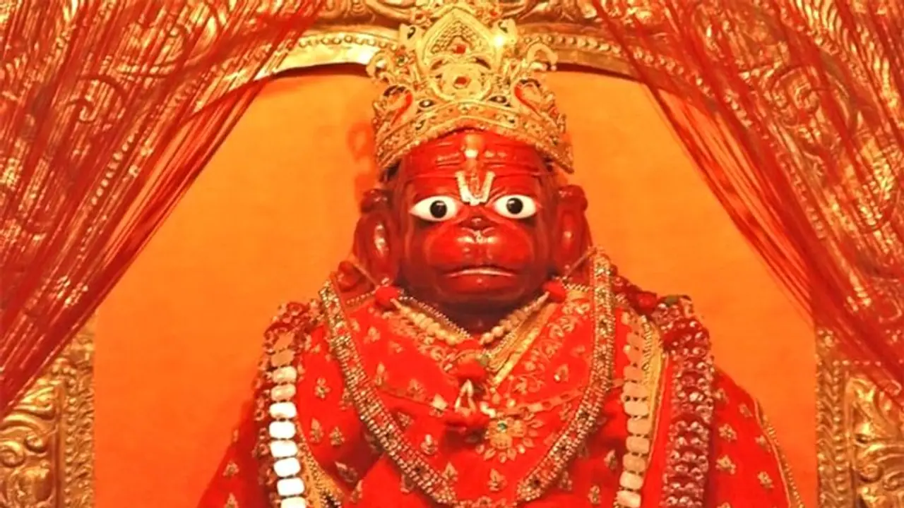 सावन का पहला मंगलवार आज, धन लाभ के लिए इस विधि से चढ़ाएं हनुमानजी को चोला सावन का पहला मंगलवार आज, धन लाभ के लिए इस विधि से चढ़ाएं हनुमानजी को चोला