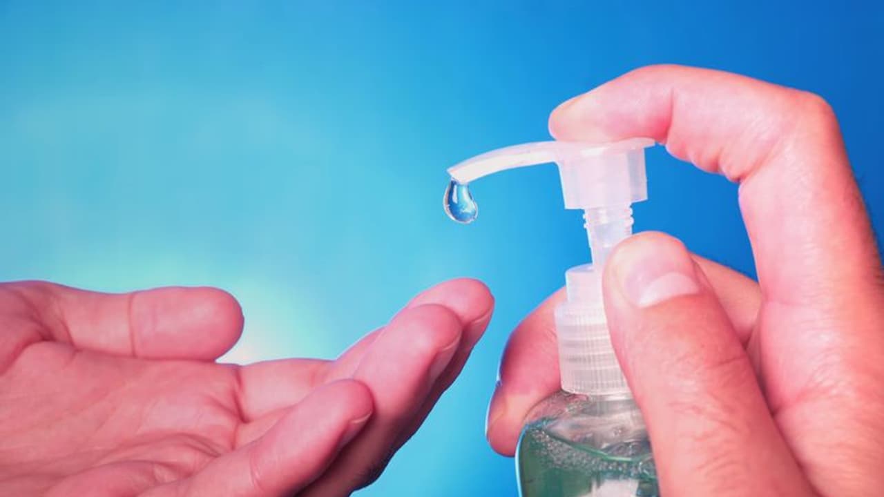 கொரோனா வைரஸ் குறைகிறதா..? மத்திய அரசு எடுத்த அதிரடி முடிவு..! கொரோனா வைரஸ் குறைகிறதா..? மத்திய அரசு எடுத்த அதிரடி முடிவு..!