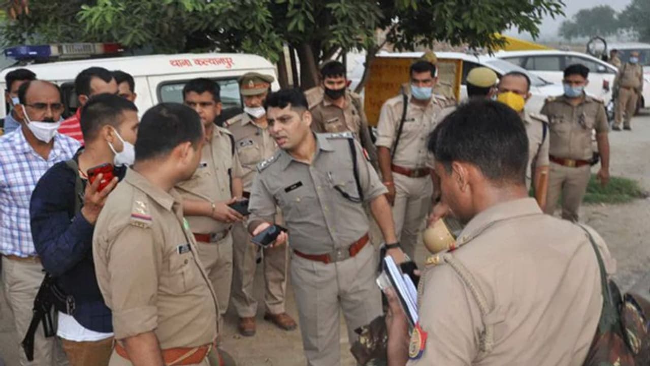 যাদবপুরের প্রাক্তনীর যোগসূত্রে এসটিফের জালে আরও ২ মাওবাদী, মুর্শিদাবাদ থেকে ধৃতরা এল কলকাতায় যাদবপুরের প্রাক্তনীর যোগসূত্রে এসটিফের জালে আরও ২ মাওবাদী, মুর্শিদাবাদ থেকে ধৃতরা এল কলকাতায়