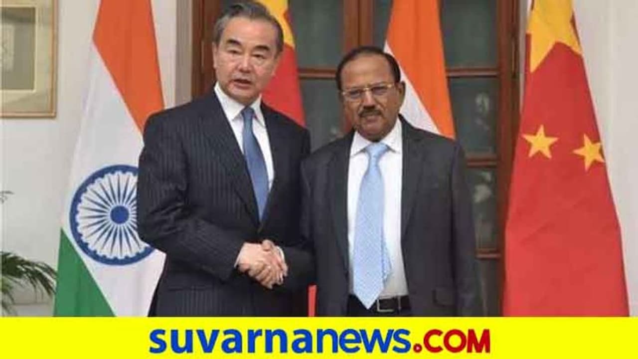 ಅಖಾಡಕ್ಕಿಳಿದ ದೋವಲ್ ಒಂದೇ ಒಂದು ಫೋನ್ ಕಾಲ್, ಕಾಲು ಕಿತ್ತ ಚೀನಾ! ಅಖಾಡಕ್ಕಿಳಿದ ದೋವಲ್ ಒಂದೇ ಒಂದು ಫೋನ್ ಕಾಲ್, ಕಾಲು ಕಿತ್ತ ಚೀನಾ!