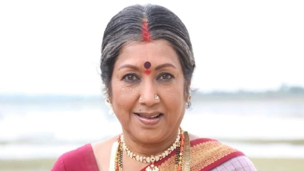 மூச்சுத்திணறலால் பிரபல நடிகை மருத்துவமனையில் அனுமதி... கொரோனா பீதியால் தவிக்கும் ரசிகர்கள்...! மூச்சுத்திணறலால் பிரபல நடிகை மருத்துவமனையில் அனுமதி... கொரோனா பீதியால் தவிக்கும் ரசிகர்கள்...!