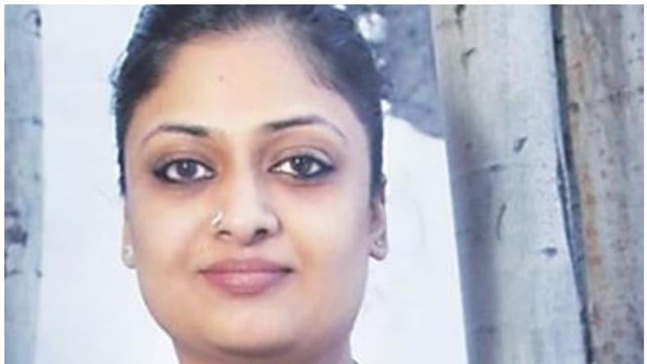 'ആരോപണങ്ങളില് സത്യമുണ്ടെങ്കിൽ റിലീസിന് മുന്നേ എന്തുകൊണ്ട് പരാതിപ്പെട്ടില്ല?' മറുപടിയുമായി ഗീതു മോഹൻദാസ് 'ആരോപണങ്ങളില് സത്യമുണ്ടെങ്കിൽ റിലീസിന് മുന്നേ എന്തുകൊണ്ട് പരാതിപ്പെട്ടില്ല?' മറുപടിയുമായി ഗീതു മോഹൻദാസ്