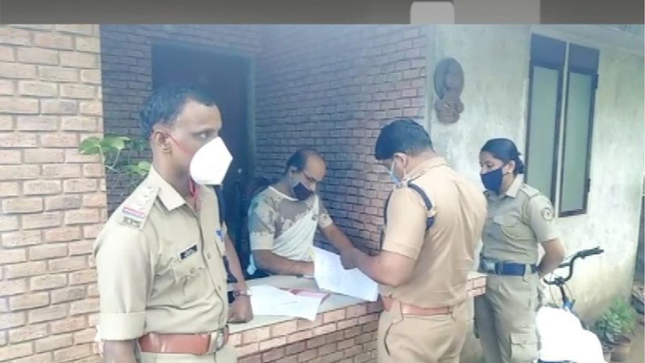 പ്രസവവിവരം മറച്ചുവെച്ച് യുവതി രക്തസ്രാവത്തിന് ചികിത്സ തേടി