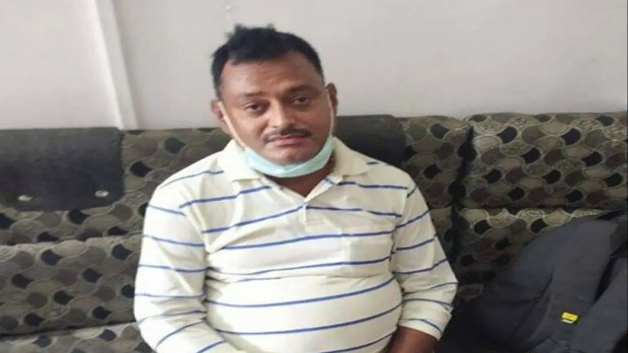 पुलिस की गिरफ्त में आया यूपी का मोस्ट वांटेड विकास दुबे, उज्जैन के महाकाल मंदिर से हुई गिरफ्तारी