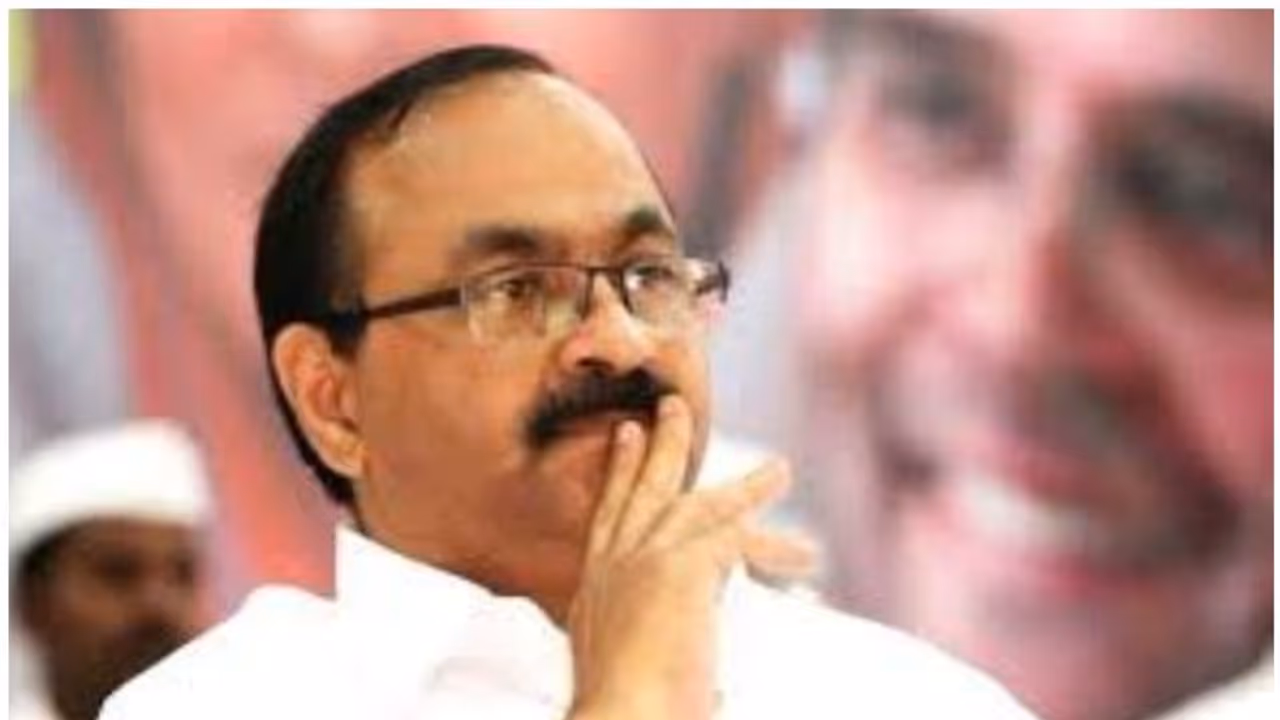 'നല്ല കമ്മ്യൂണിസ്റ്റുകൾ ഇത്തവണ യുഡിഎഫിന് വോട്ട് ചെയ്യും'; വി ഡി സതീശന്‍ എംഎല്‍എ