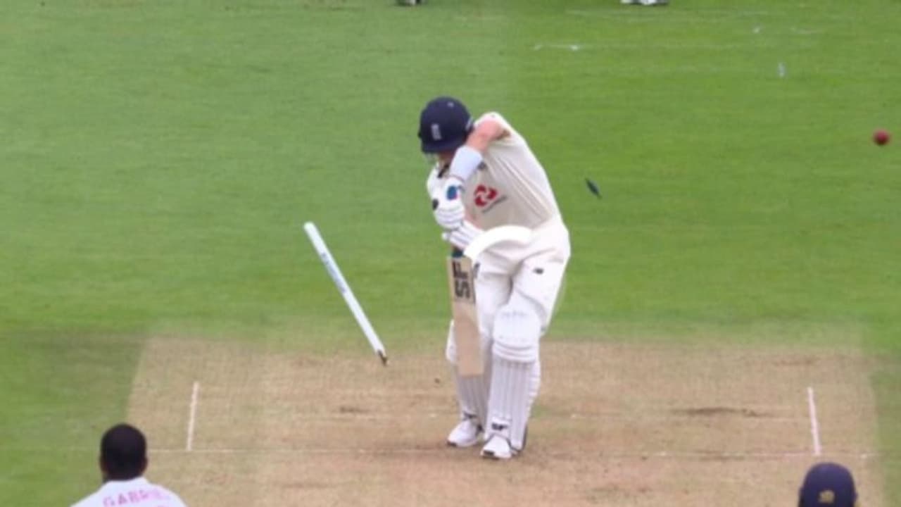 എന്ത് സംഭവിച്ചെന്നറിയാതെ അന്തംവിട്ട് ഡെന്ലി; വിക്കറ്റ് പിഴുതെറിഞ്ഞ ഗബ്രിയേലിന്റെ പന്ത് കാണാം വീഡിയോ എന്ത് സംഭവിച്ചെന്നറിയാതെ അന്തംവിട്ട് ഡെന്ലി; വിക്കറ്റ് പിഴുതെറിഞ്ഞ ഗബ്രിയേലിന്റെ പന്ത് കാണാം വീഡിയോ