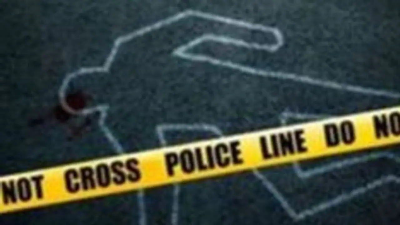 বাড়ি থেকে উদ্ধার মা ও মেয়ের দেহ, ব্যারাকপুরে জোড়া মৃত্যুতে ঘনাচ্ছে রহস্য বাড়ি থেকে উদ্ধার মা ও মেয়ের দেহ, ব্যারাকপুরে জোড়া মৃত্যুতে ঘনাচ্ছে রহস্য