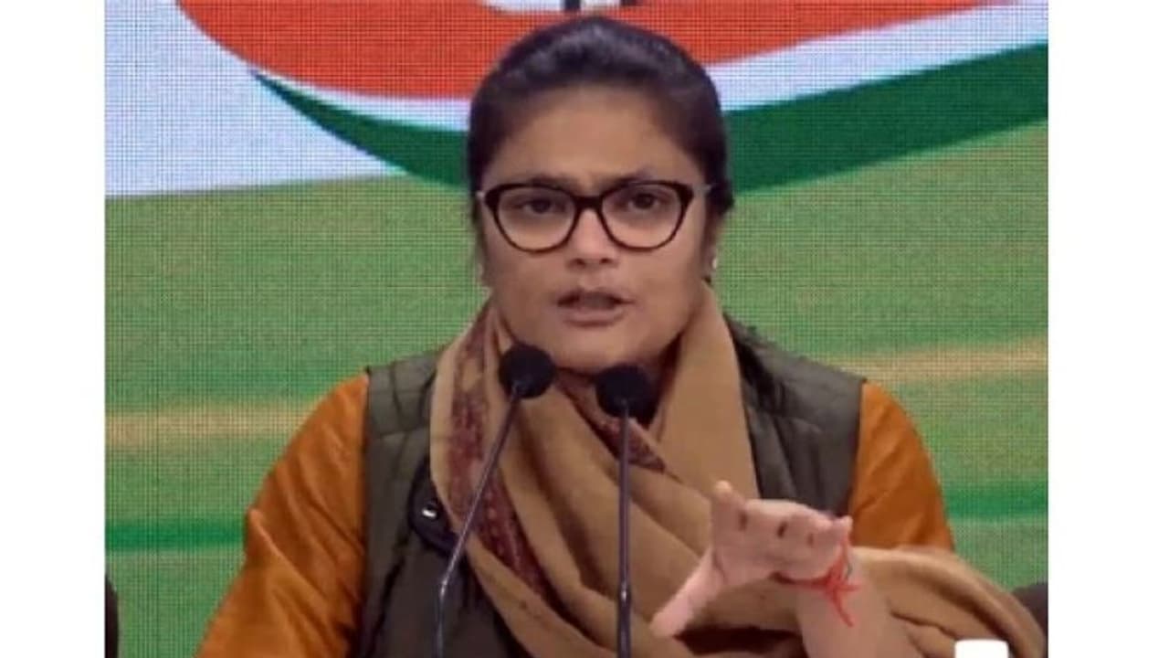 Joining TMC ‘unconditional’, will take on any responsibility given to me by Mamata Banerjee: Sushmita Dev Joining TMC ‘unconditional’, will take on any responsibility given to me by Mamata Banerjee: Sushmita Dev