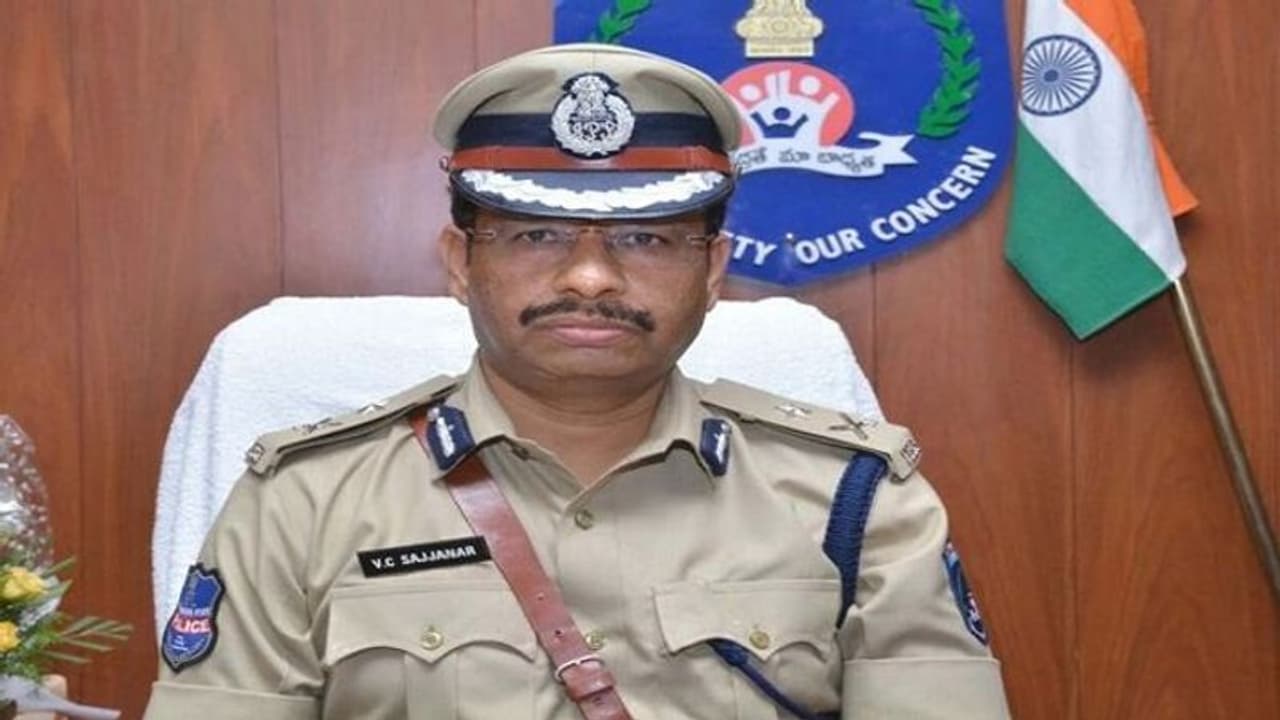 పరమవీర్‌చక్ర, భారతరత్న మినహా అన్ని మెడల్స్: నకిలీ ఆర్మీ అధికారి అరెస్ట్