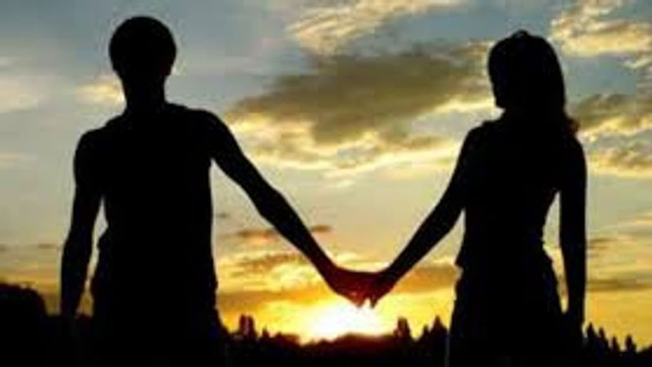 காதல் விவகாரத்தில் பள்ளி மாணவன் மாணவி ஆணவக் கொலையா? வெளியான அதிர்ச்சி தகவல்..! காதல் விவகாரத்தில் பள்ளி மாணவன் மாணவி ஆணவக் கொலையா? வெளியான அதிர்ச்சி தகவல்..!