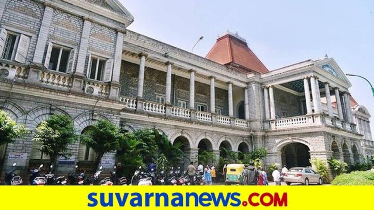 ವಿಕ್ಟೋರಿಯಾ ಆಸ್ಪತ್ರೆ ಸೌಲಭ್ಯದ ಬಗ್ಗೆ ಸಚಿವ ಸುಧಾಕರ್ಗೆ ಮೆಚ್ಚುಗೆ ಪತ್ರ ವಿಕ್ಟೋರಿಯಾ ಆಸ್ಪತ್ರೆ ಸೌಲಭ್ಯದ ಬಗ್ಗೆ ಸಚಿವ ಸುಧಾಕರ್ಗೆ ಮೆಚ್ಚುಗೆ ಪತ್ರ