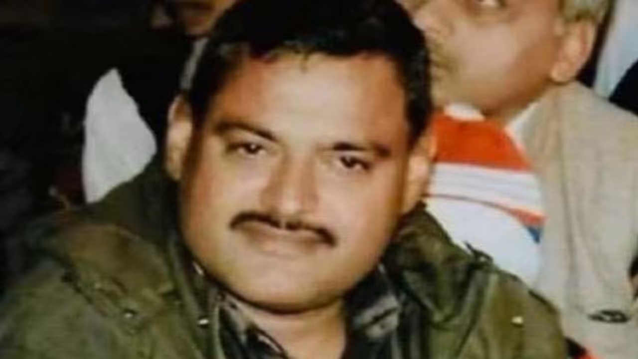 Vikas Dubey's assets: 11 houses,16 flats; gangster visited 14 countries in three years Vikas Dubey's assets: 11 houses,16 flats; gangster visited 14 countries in three years