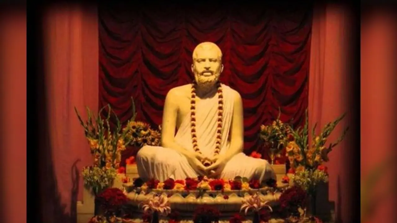 'যদি ভগবান কে দেখতে চাও, আগে ভগবান হও', একথা বলেছিলেন স্বয়ং রামকৃষ্ণ 'যদি ভগবান কে দেখতে চাও, আগে ভগবান হও', একথা বলেছিলেন স্বয়ং রামকৃষ্ণ