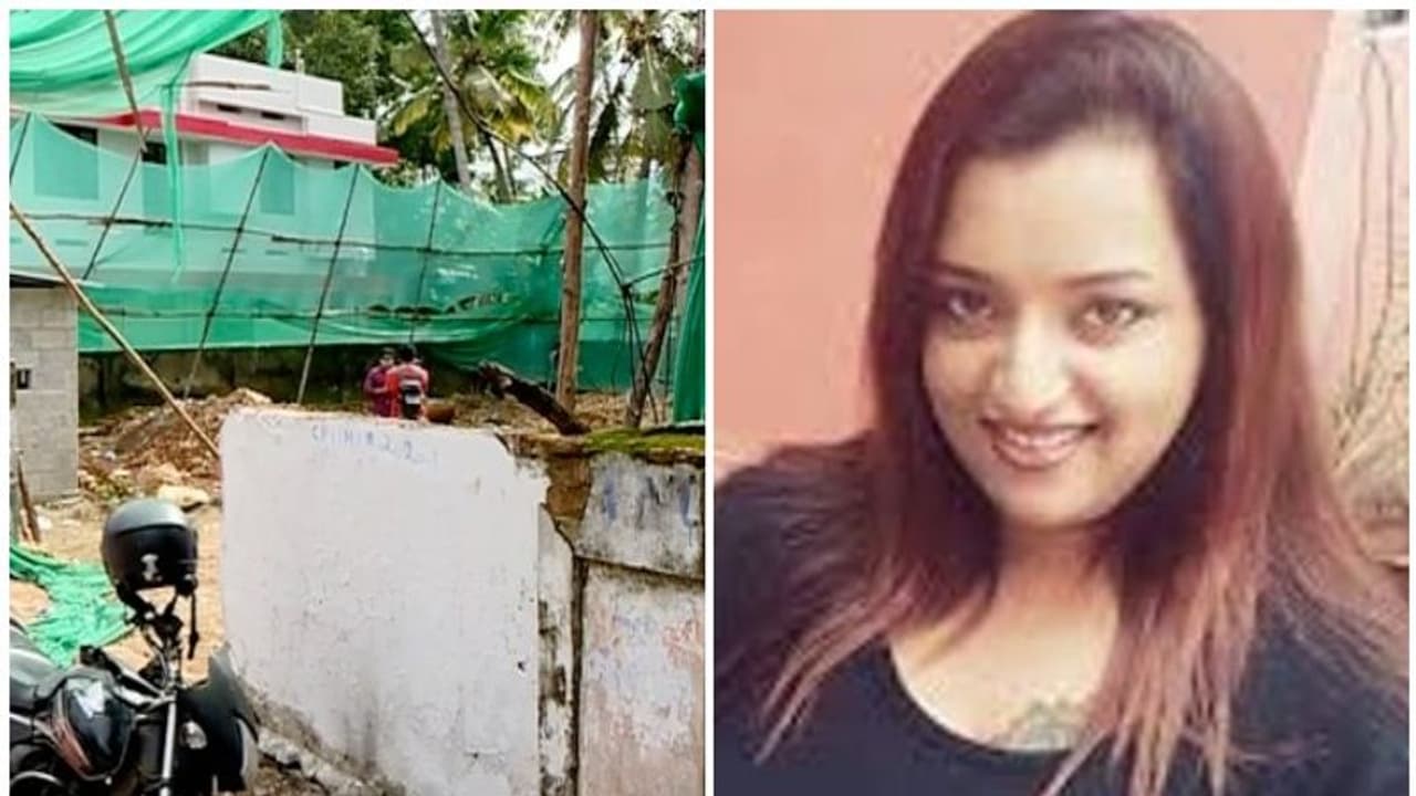 ചുരുങ്ങിയ കാലം കൊണ്ട് വന് സാമ്പത്തിക വളര്ച്ച; കണ്ണേറ്റുമുക്കില് സ്വപ്ന തുടക്കമിട്ടത് ആഡംബര വസതിക്ക് ചുരുങ്ങിയ കാലം കൊണ്ട് വന് സാമ്പത്തിക വളര്ച്ച; കണ്ണേറ്റുമുക്കില് സ്വപ്ന തുടക്കമിട്ടത് ആഡംബര വസതിക്ക്