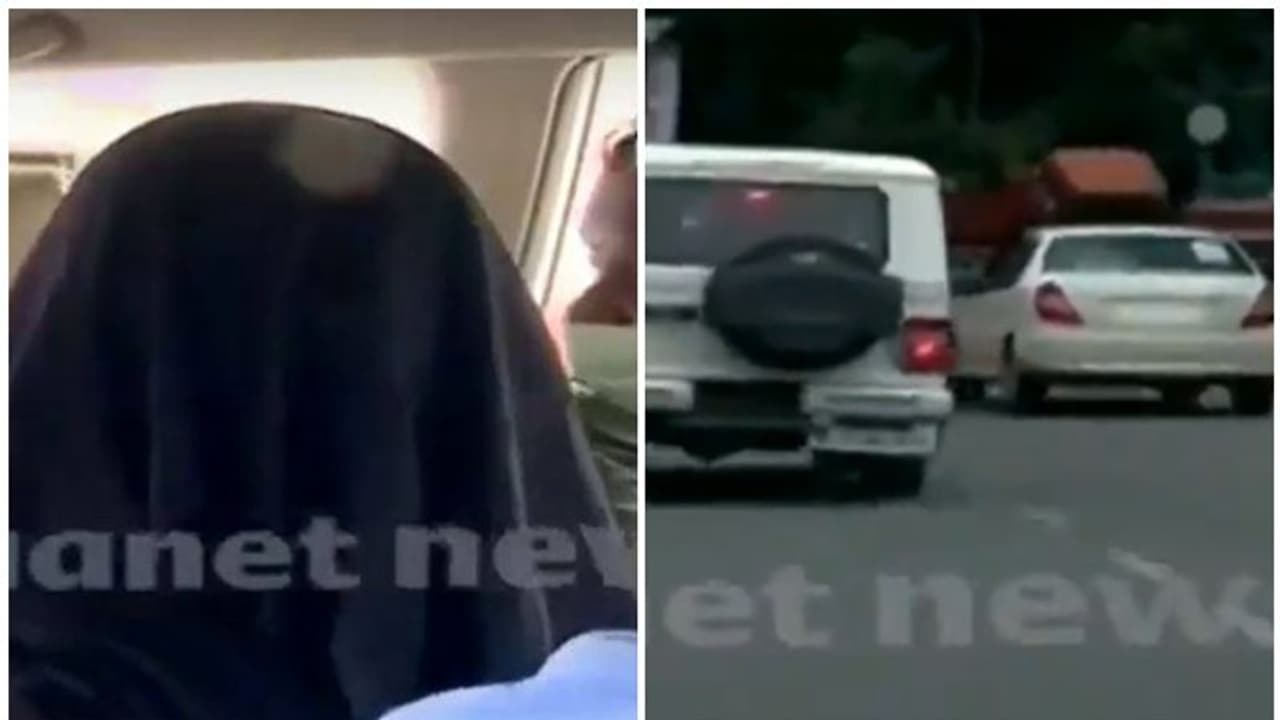 സ്വപ്നയുമായി വന്ന കാറിന്റെ ടയറ് പഞ്ചറായി; വടക്കഞ്ചേരിയിൽ നിന്ന് വണ്ടി മാറ്റി കയറ്റി സ്വപ്നയുമായി വന്ന കാറിന്റെ ടയറ് പഞ്ചറായി; വടക്കഞ്ചേരിയിൽ നിന്ന് വണ്ടി മാറ്റി കയറ്റി