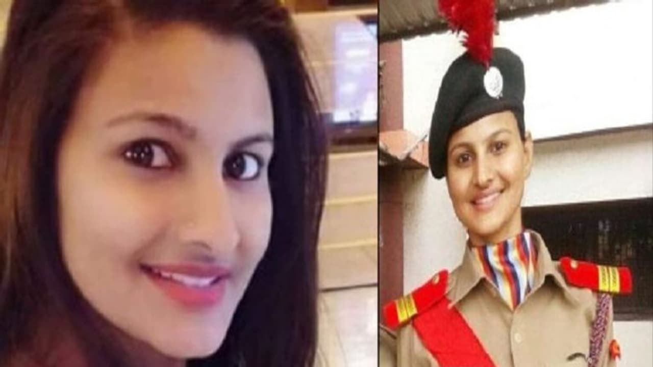 ಮಾಸ್ಕ್ಹಾಕದ ಮಿನಿಸ್ಟರ್ ಮಗನ ಪ್ರಶ್ನೆ ಮಾಡಿದ್ದಕ್ಕೆ ಮಹಿಳಾ ಅಧಿಕಾರಿಗೆ ಸಿಕ್ಕ ಬಹುಮಾನ! ಮಾಸ್ಕ್ಹಾಕದ ಮಿನಿಸ್ಟರ್ ಮಗನ ಪ್ರಶ್ನೆ ಮಾಡಿದ್ದಕ್ಕೆ ಮಹಿಳಾ ಅಧಿಕಾರಿಗೆ ಸಿಕ್ಕ ಬಹುಮಾನ!